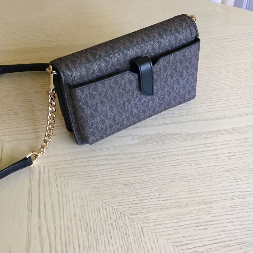 Michael Kors Heather Brown, Black Crossbody Bag - Picture 2 of 9